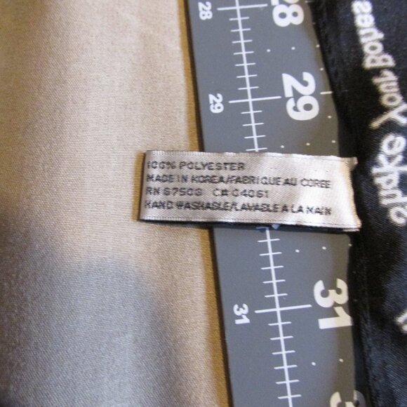 Halloween Scarf - Elaine Gold for Collection XIIX ltd. - Picture 3 of 3